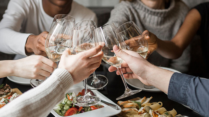 3 Mitos erróneos sobre el vino blanco